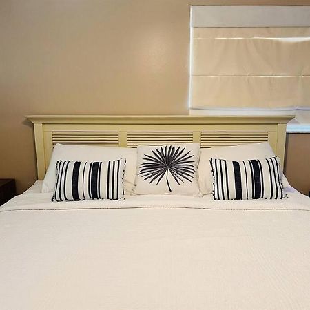 5Bed2Bath Pool Home Walking Distance From Beach! Clearwater Beach Kültér fotó