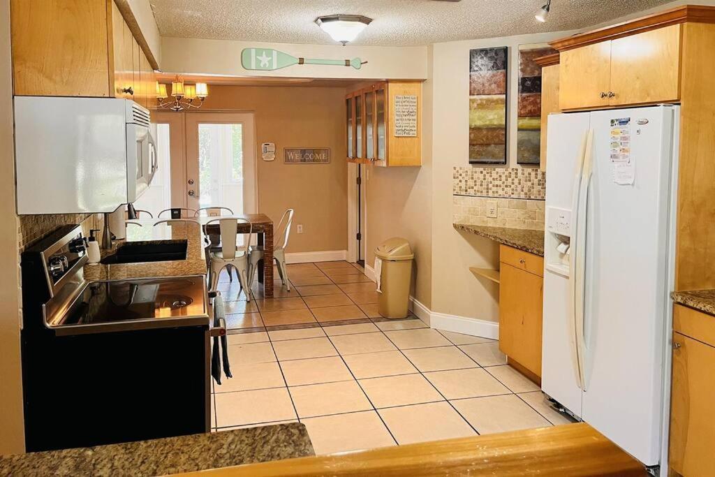 5Bed2Bath Pool Home Walking Distance From Beach! Clearwater Beach Kültér fotó